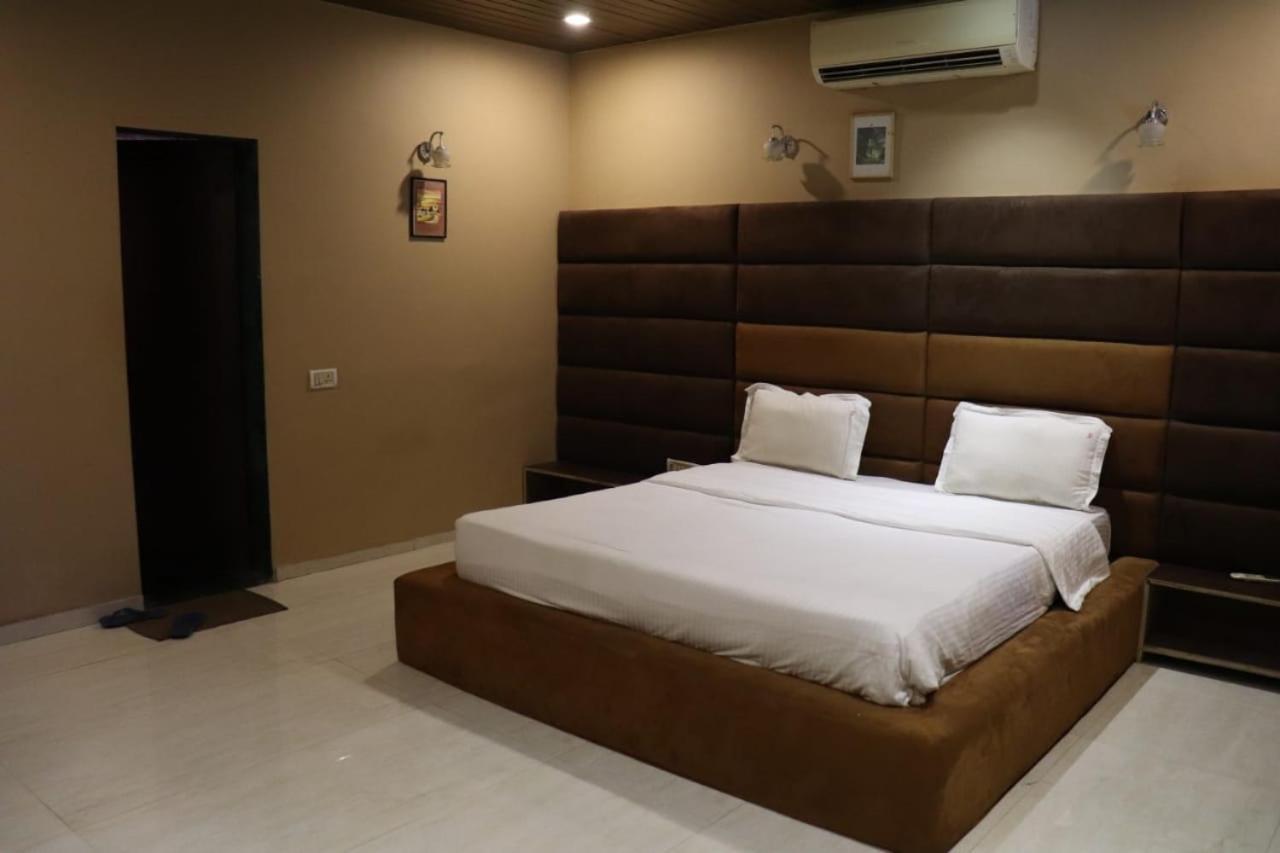 Trident Villas & Holidays Igatpuri Esterno foto